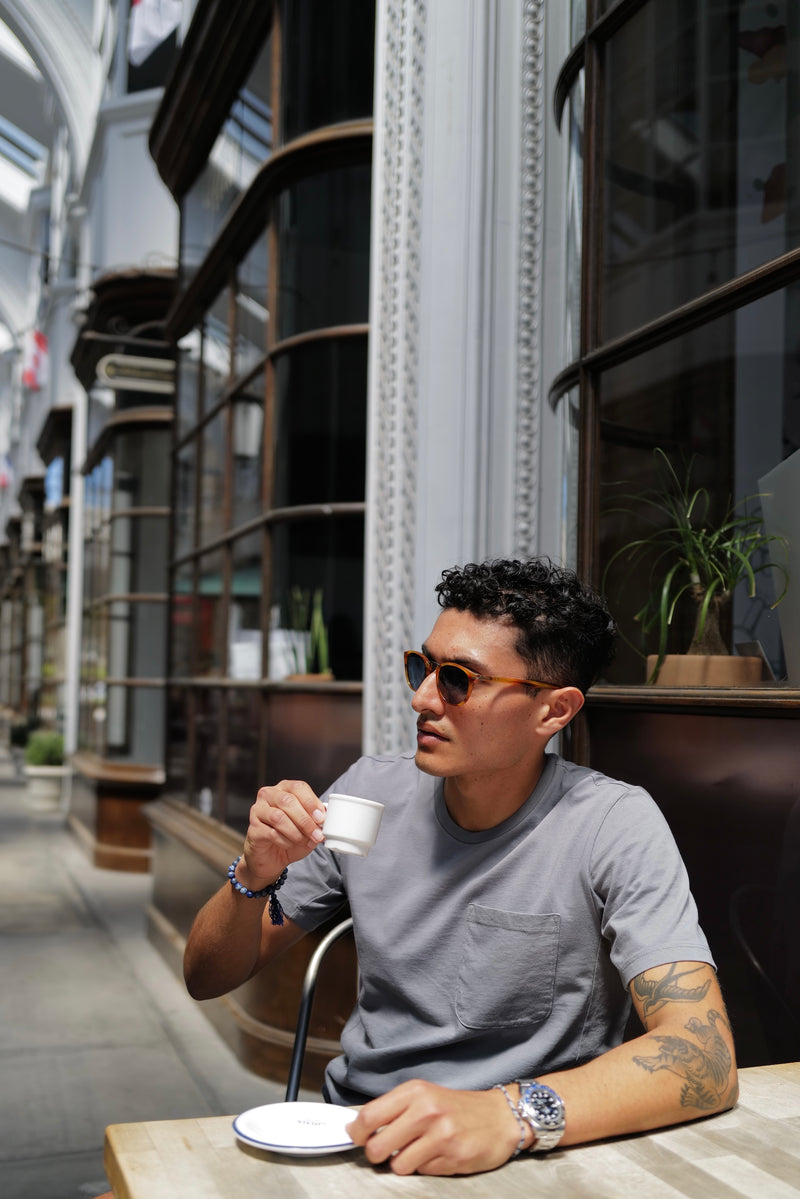 STANDARD H Signature Collection Avant T Cool Grey fit on model espresso outside Pocket T-shirt