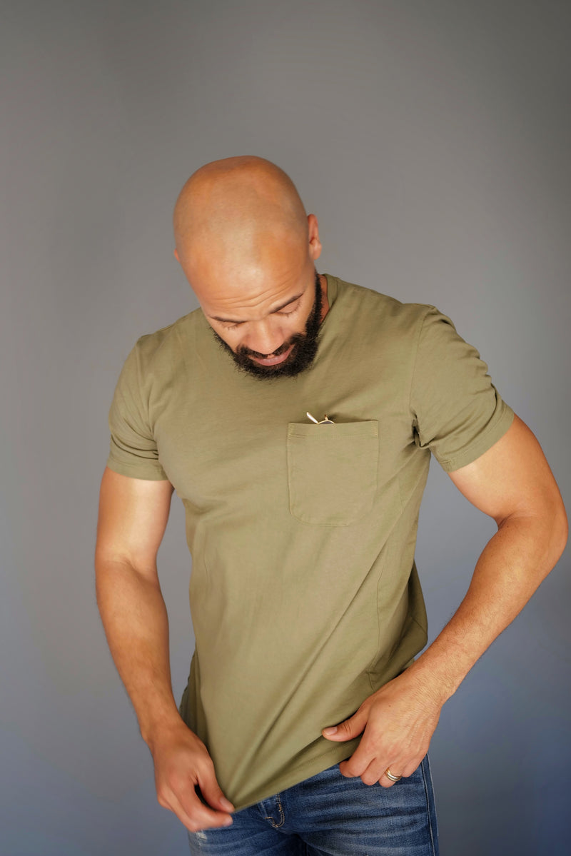 STANDARD H Signature Collection Avant T Military Green Olive fit on model Pocket T-shirt
